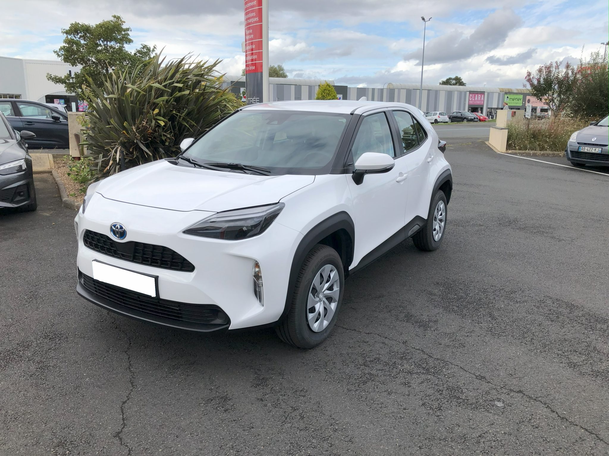Toyota Yaris Cross Dynamic hybride 2023 – vue extérieure